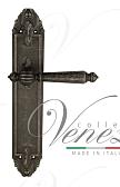 Дверная ручка Venezia на планке PL90 мод. Pellestrina (ант. серебро) проходная